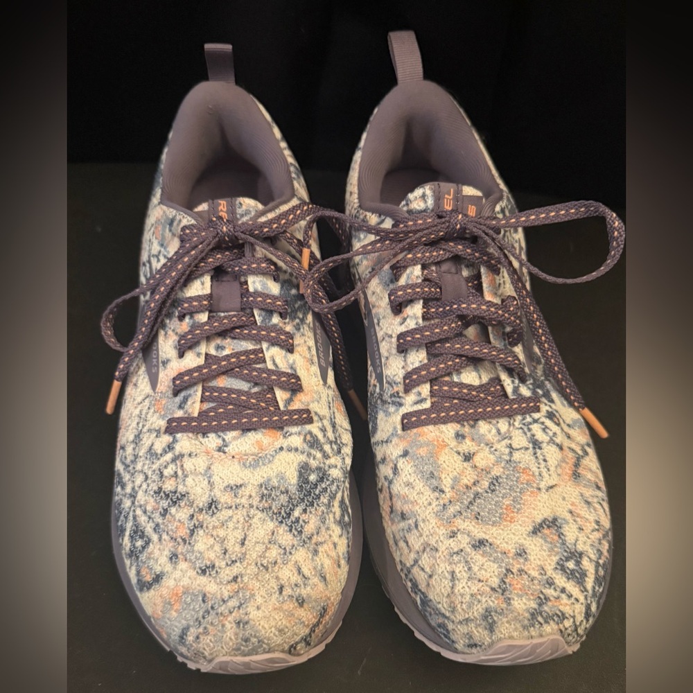 Brooks Women's Athletic Shoes - Lavender and Orange